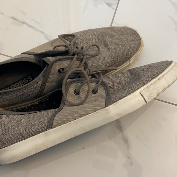 ⭐️ final sale Express Men’s Sneakers - Picture 5 of 6